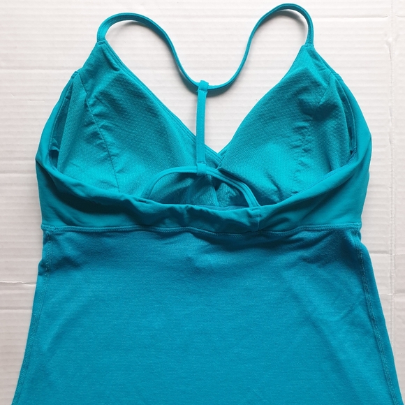 Lululemon Pranayama Surge Aqua Blue Racerback Active Tank-Top Twist Front Sz 6 - Picture 15 of 16